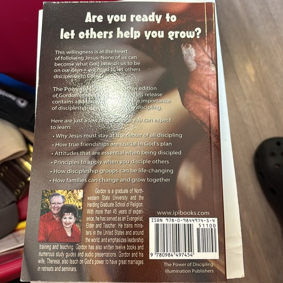 Bible / disciple books - Picture 6 of 6